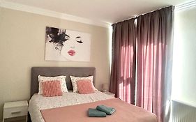 Divany Apartaments Brasov - Coresi Mall